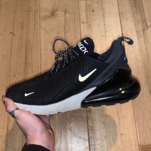 Nike Air 270